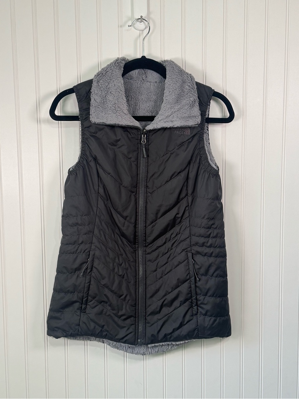 The North Face Women’s Mossbud Insulated Reversible Vest